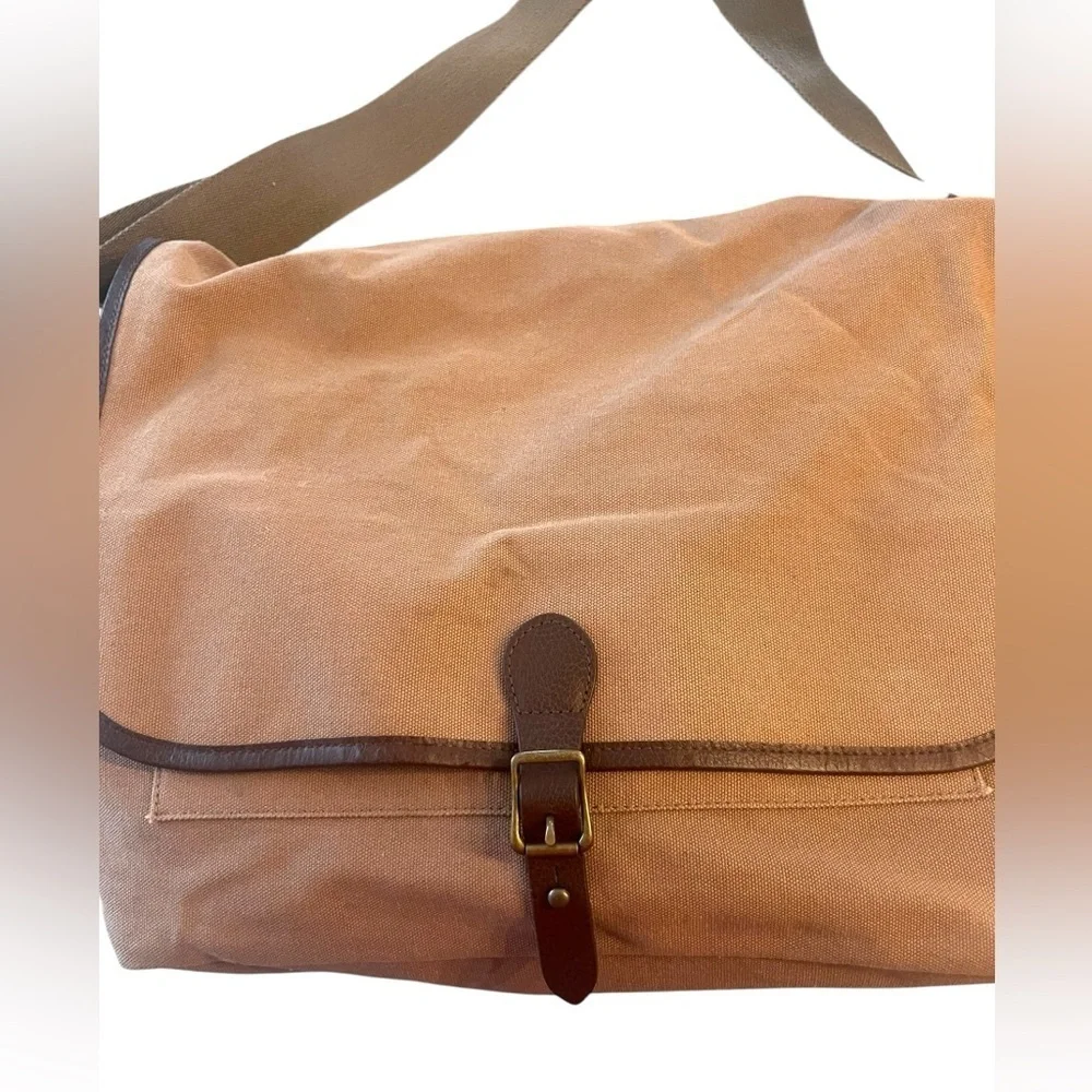Pottery Barn Kids Brown Canvas Duck Cloth Messenger diaper bag